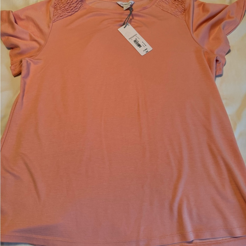 Liz Claiborne Peach Short Sleeve Top with Lace/Crochet Shoulder Detail - XL - Picture 2 of 8